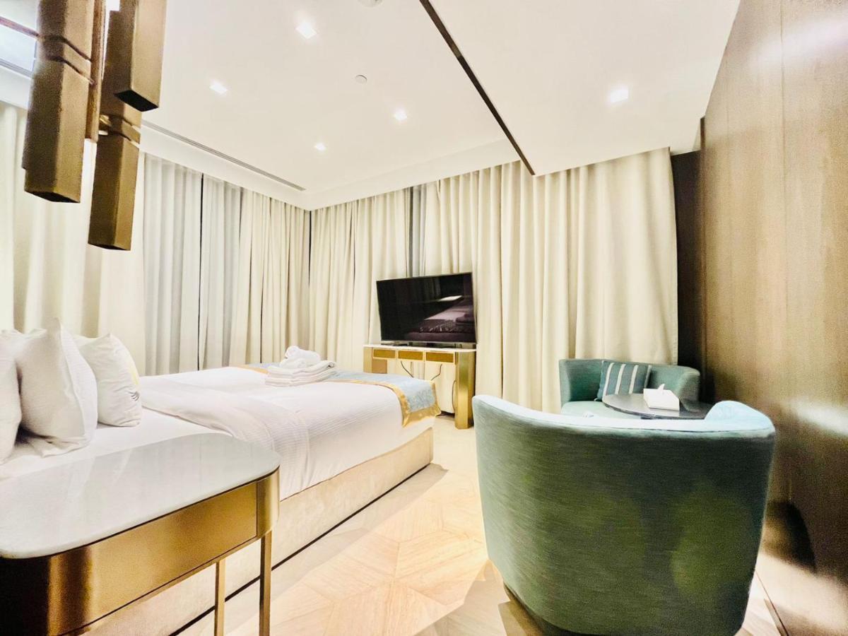 Five Palm Jumeirah - 2 Bedrooms & Maid Room In A Splendid Resort - Modernlux Dubai Bagian luar foto
